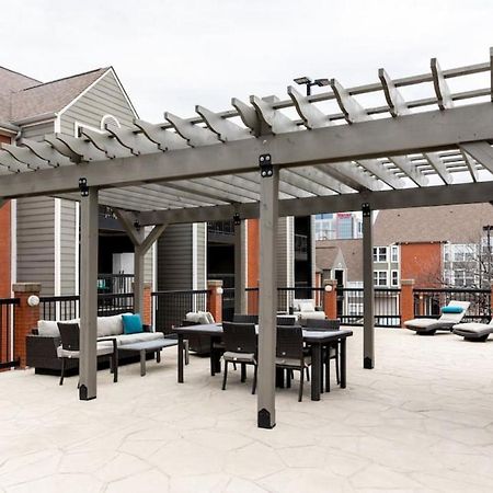 Stylish Downtown Nashville 3 Beds, 1 Bedroom With Private Patio, Parking المظهر الخارجي الصورة